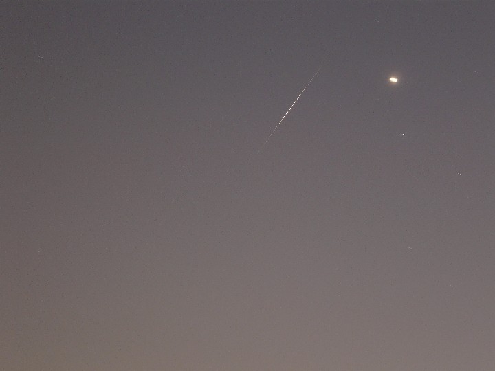 Iridium 37, Venus, Delta & Gamma Capricorni am 29.12.2008